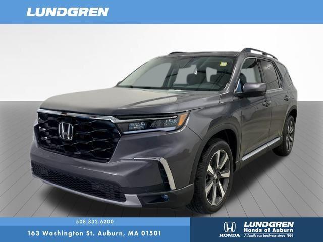 new 2025 Honda Pilot car, priced at $51,095