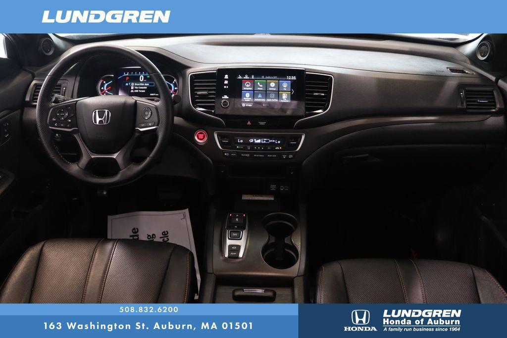 used 2022 Honda Pilot car, priced at $33,997