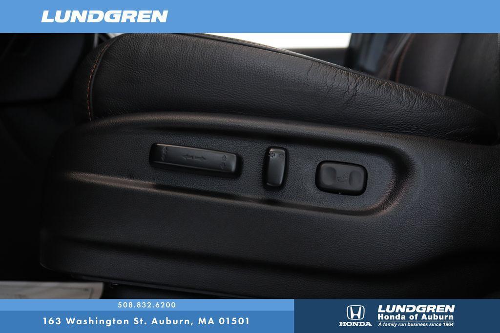 used 2022 Honda Pilot car, priced at $33,997