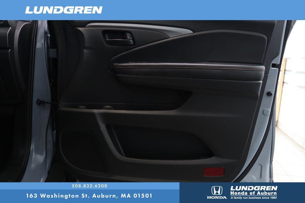 used 2022 Honda Pilot car, priced at $33,997
