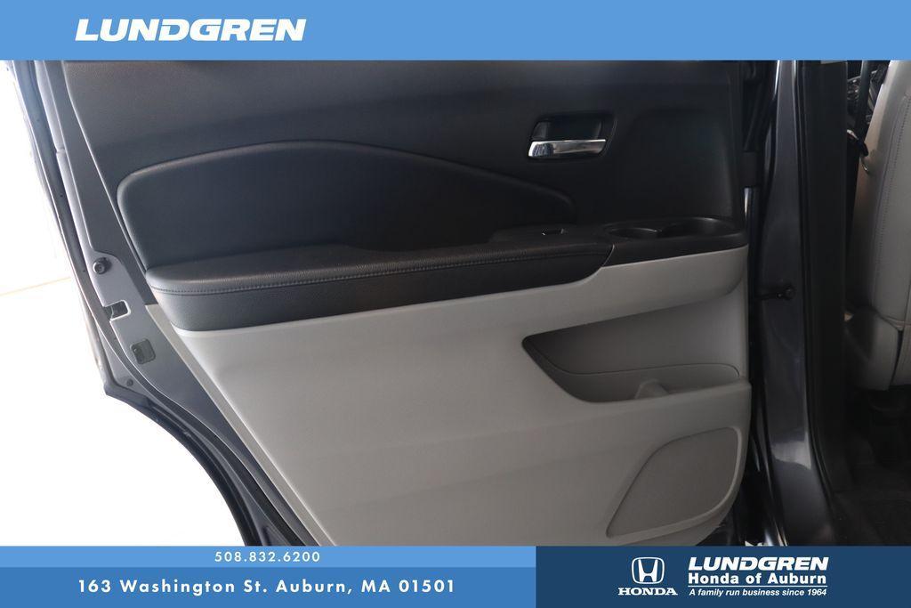 used 2017 Honda Pilot car, priced at $15,497