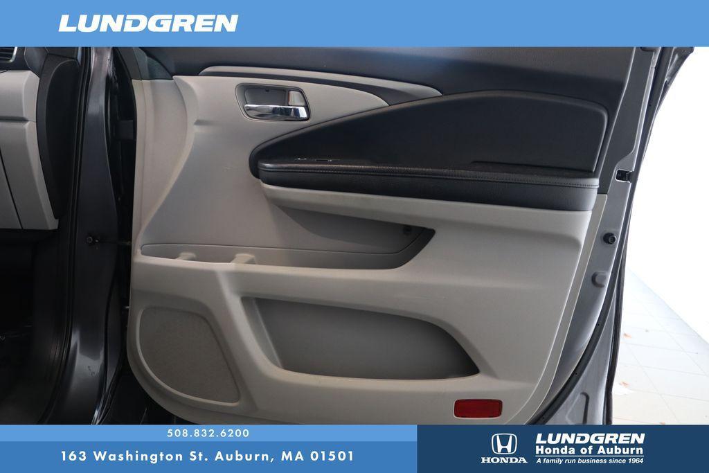 used 2017 Honda Pilot car, priced at $15,497