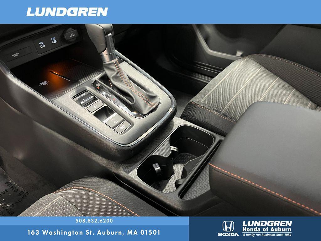 new 2026 Honda CR-V Hybrid car, priced at $40,195