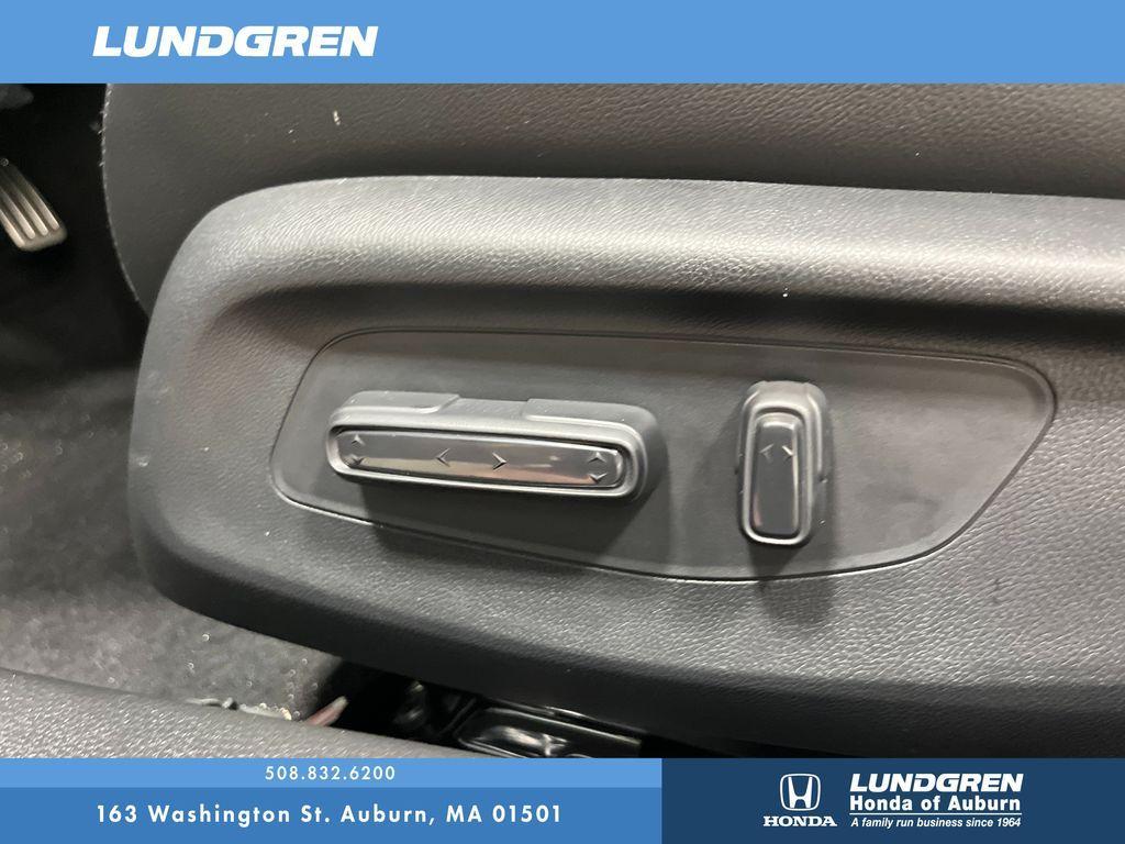 new 2026 Honda Civic Hybrid car, priced at $33,490
