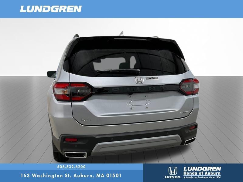 new 2025 Honda Pilot car, priced at $51,050