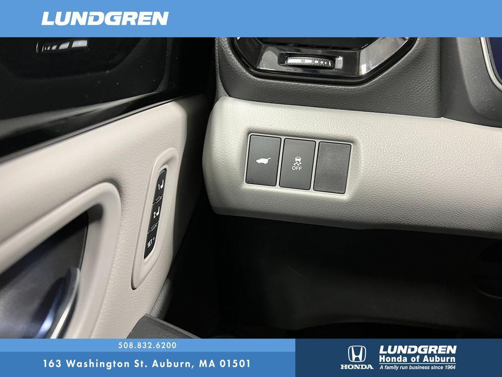 new 2025 Honda Pilot car, priced at $51,050
