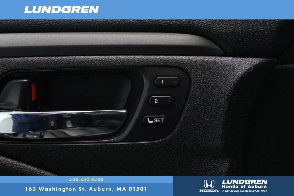 used 2022 Honda Pilot car, priced at $28,827