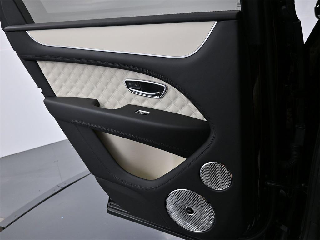 used 2023 Bentley Bentayga car, priced at $199,900