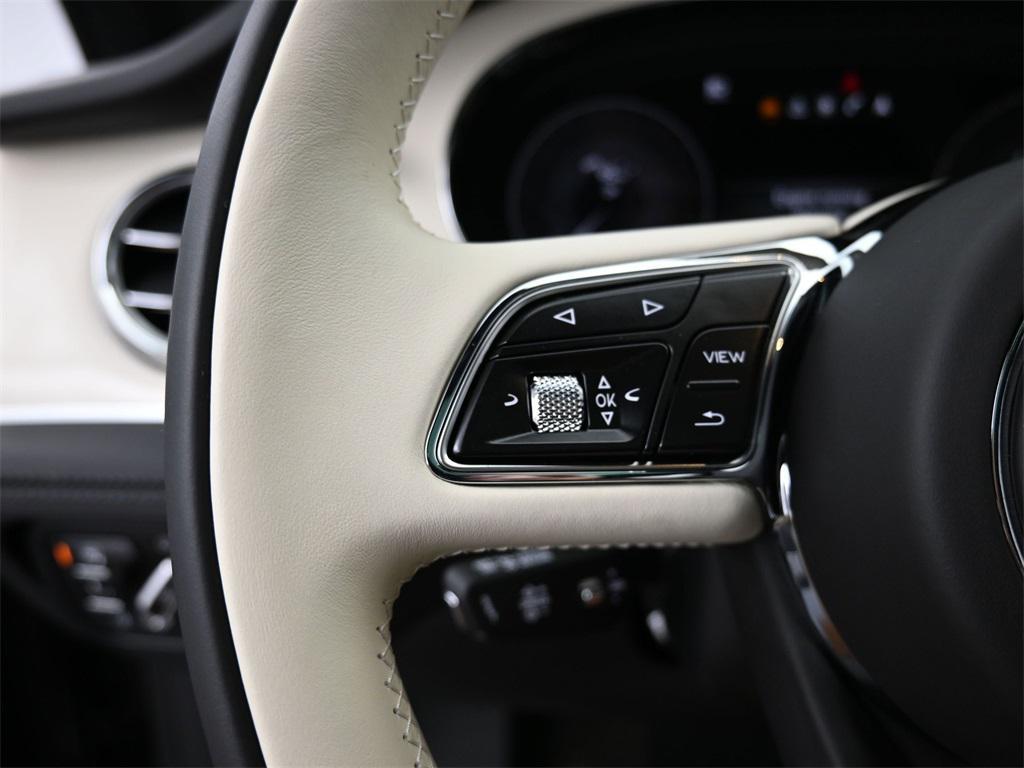 used 2023 Bentley Bentayga car, priced at $199,900