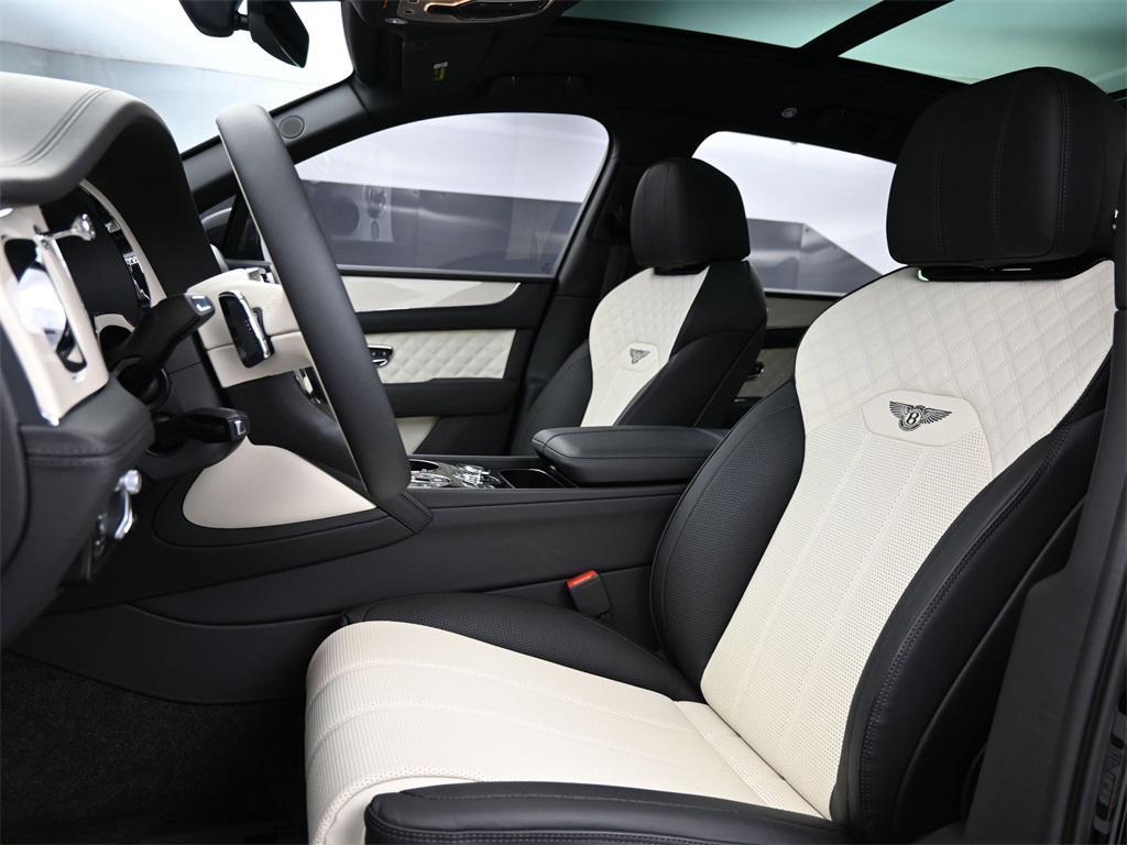 used 2023 Bentley Bentayga car, priced at $199,900