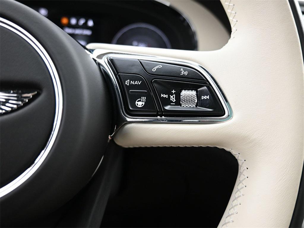 used 2023 Bentley Bentayga car, priced at $199,900