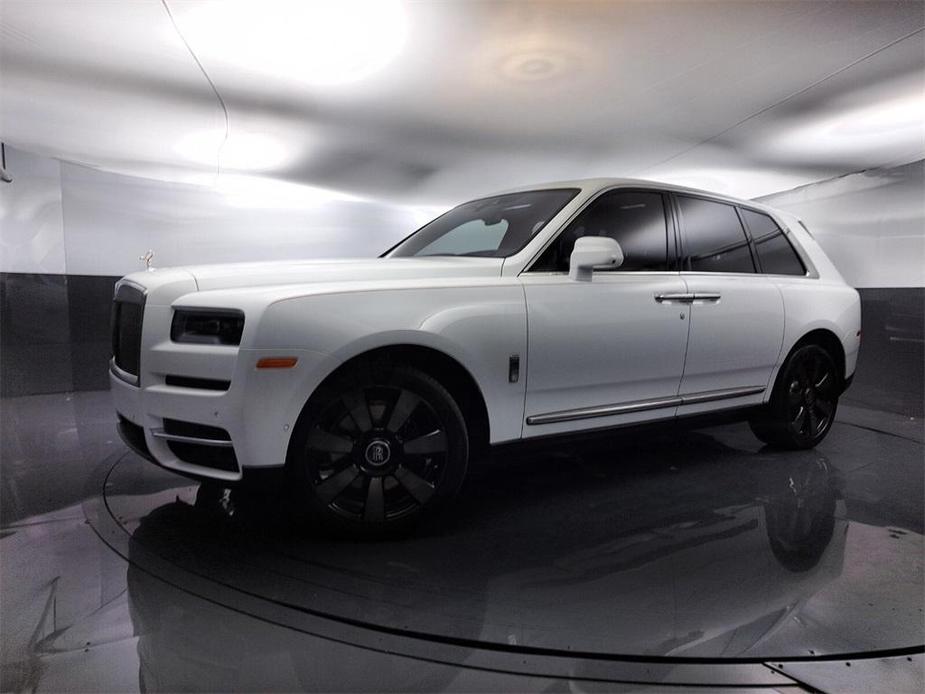 used 2023 Rolls-Royce Cullinan car, priced at $329,875