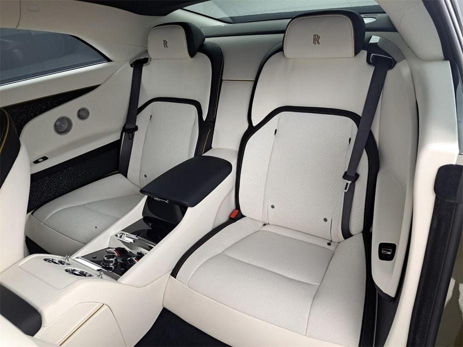 new 2024 Rolls-Royce Spectre car, priced at $559,625