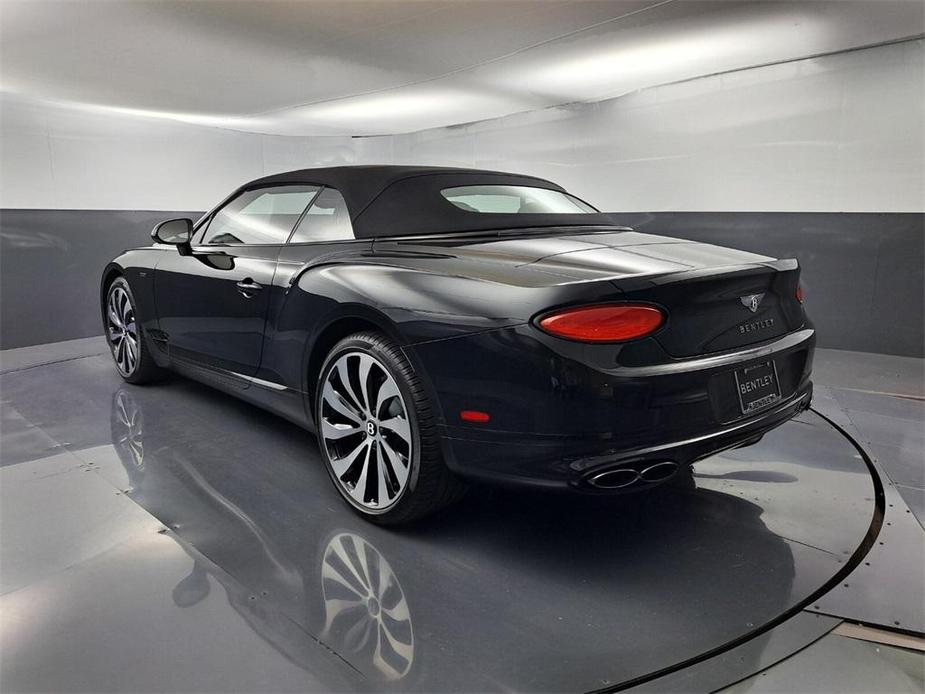 new 2024 Bentley Continental GT car