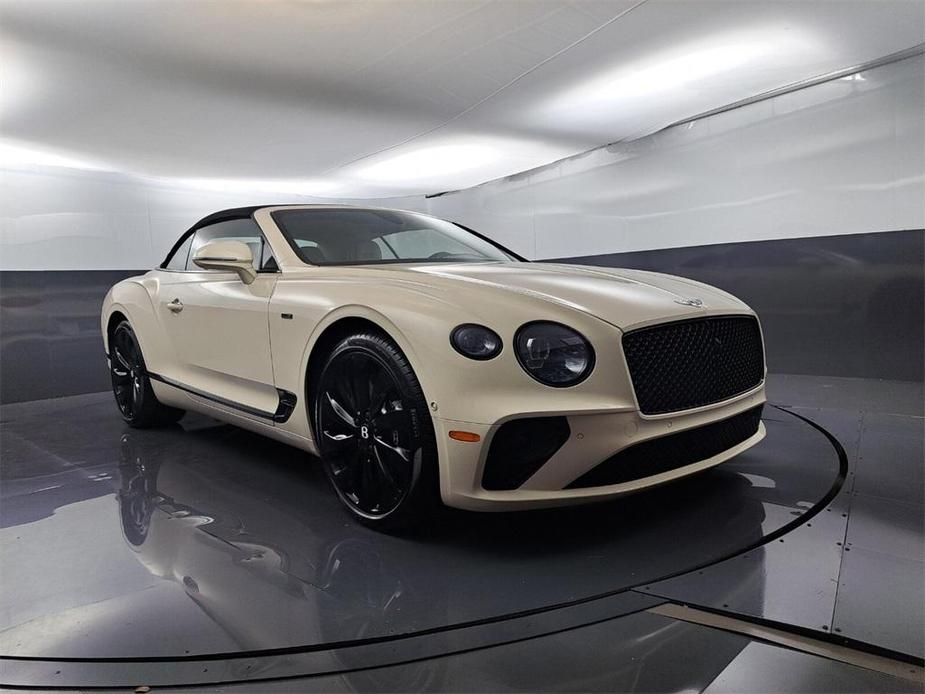 new 2024 Bentley Continental GT car