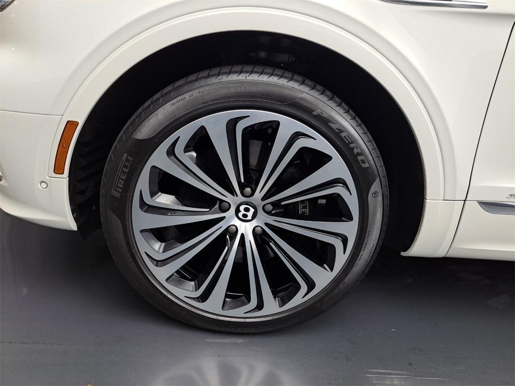 used 2024 Bentley Bentayga car, priced at $236,900