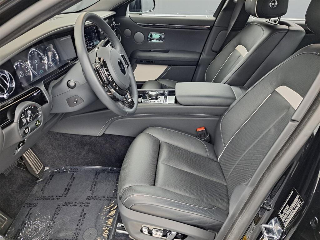 used 2021 Rolls-Royce Ghost car, priced at $279,900