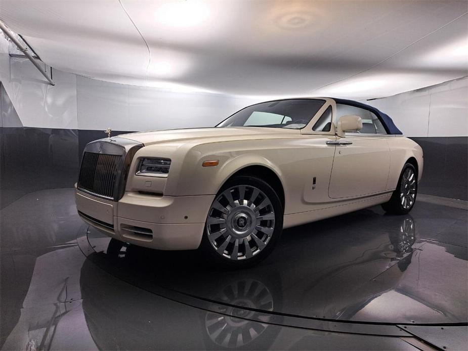 used 2014 Rolls-Royce Phantom Drophead Coupe car, priced at $294,991