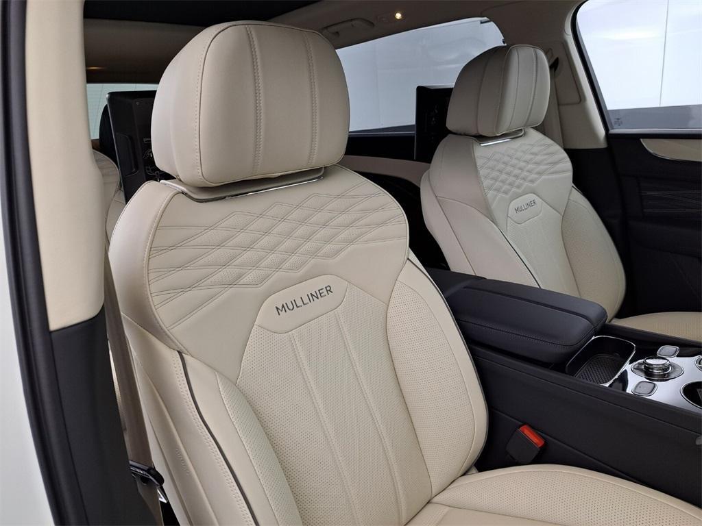 used 2024 Bentley Bentayga car, priced at $299,900