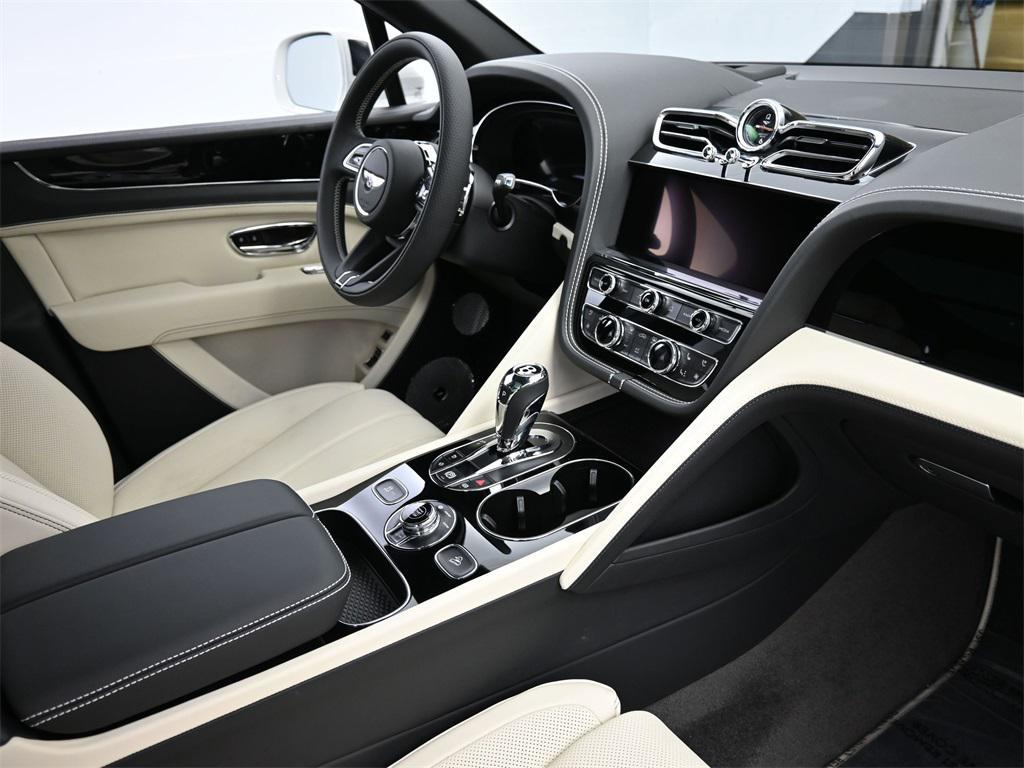 new 2025 Bentley Bentayga EWB car, priced at $284,285