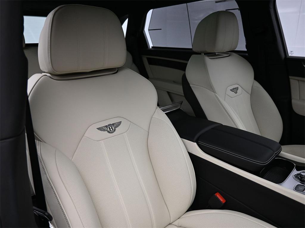 new 2025 Bentley Bentayga EWB car, priced at $284,285