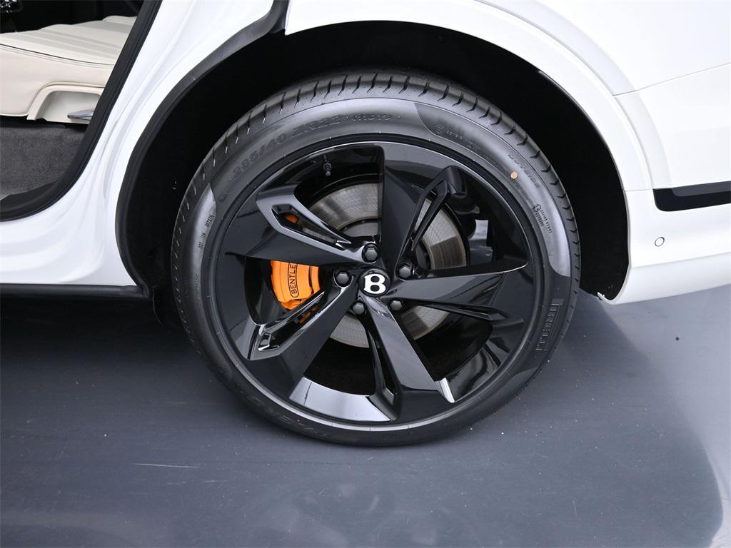new 2025 Bentley Bentayga car, priced at $262,450