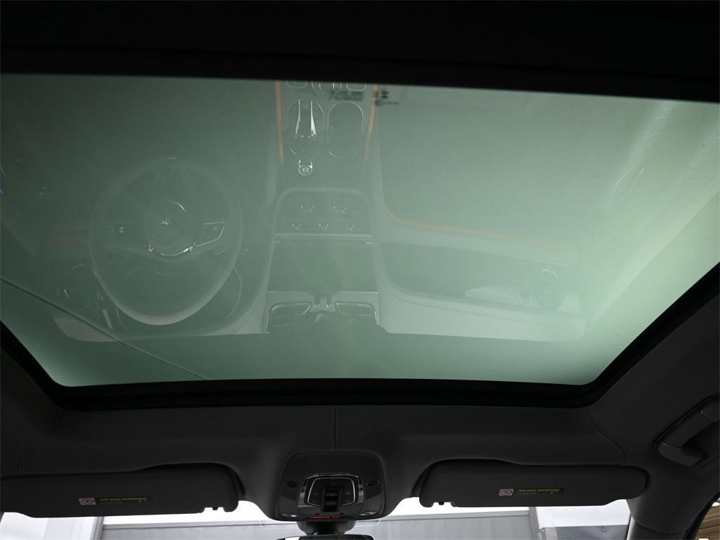 new 2025 Bentley Bentayga car, priced at $290,975