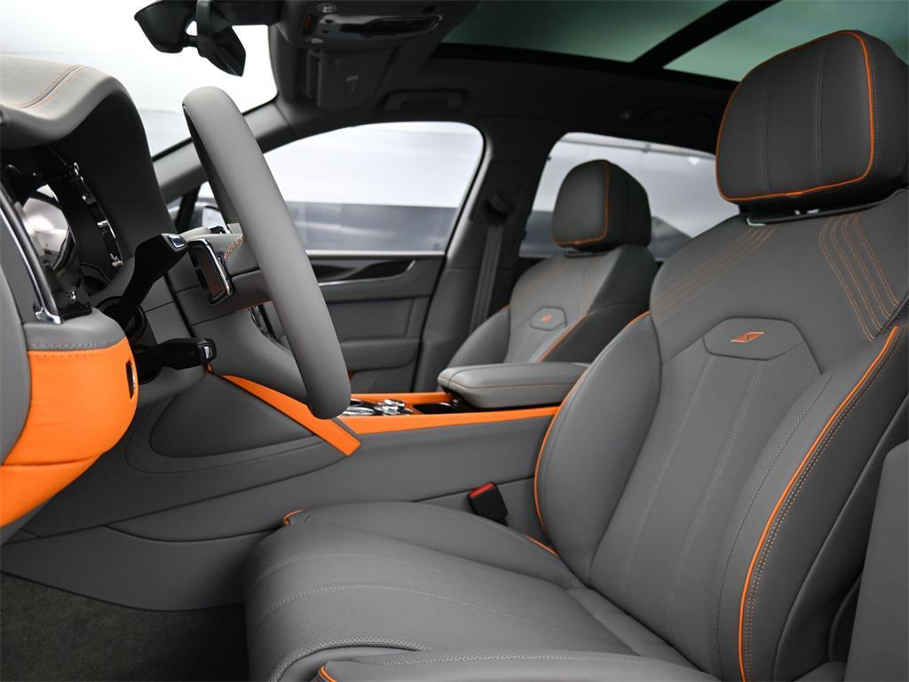 new 2025 Bentley Bentayga car, priced at $290,975
