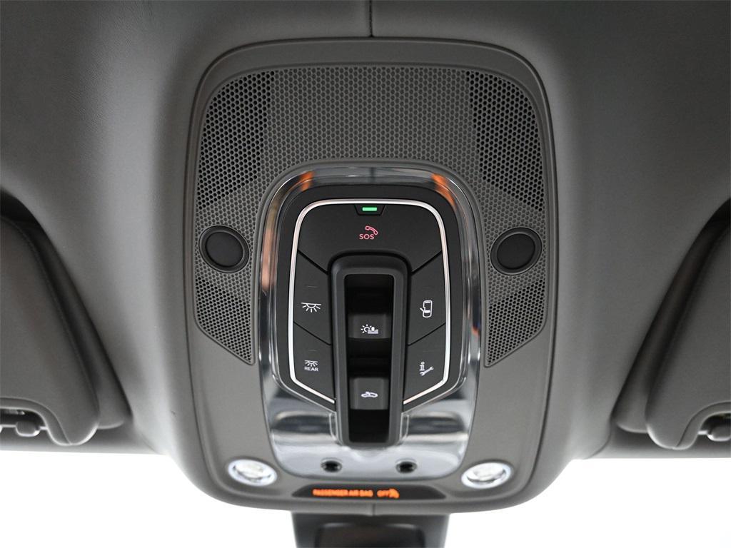 new 2025 Bentley Bentayga car, priced at $290,975