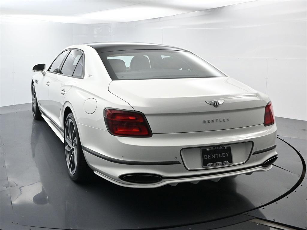 new 2025 Bentley Flying Spur car, priced at $347,975