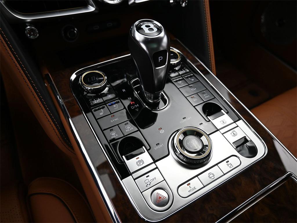 new 2025 Bentley Flying Spur car, priced at $347,975