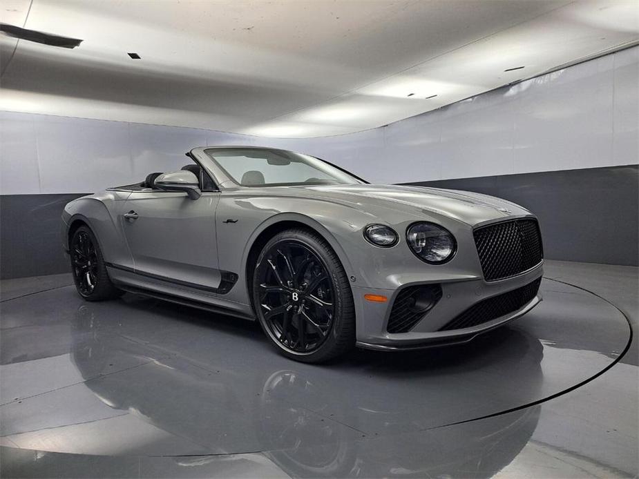 new 2024 Bentley Continental GT car