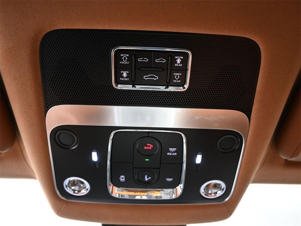 new 2026 Bentley Flying Spur car, priced at $304,880