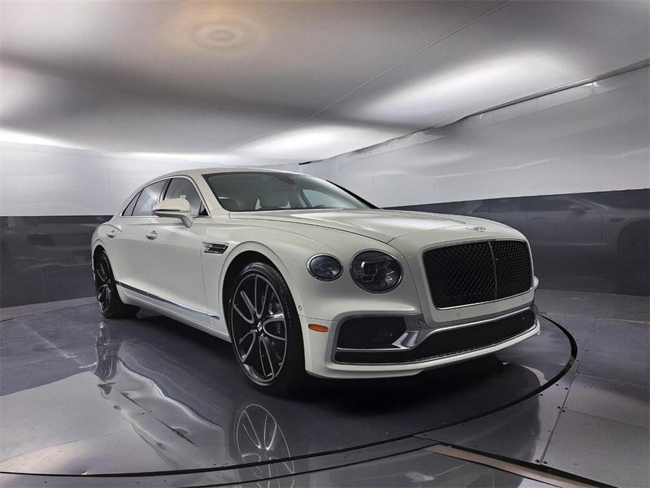 new 2024 Bentley Flying Spur Hybrid car