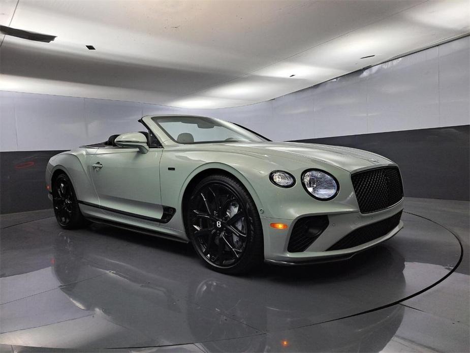 new 2024 Bentley Continental GT car