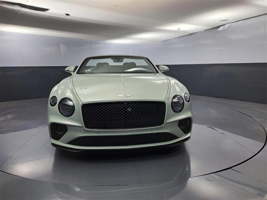 new 2024 Bentley Continental GT car