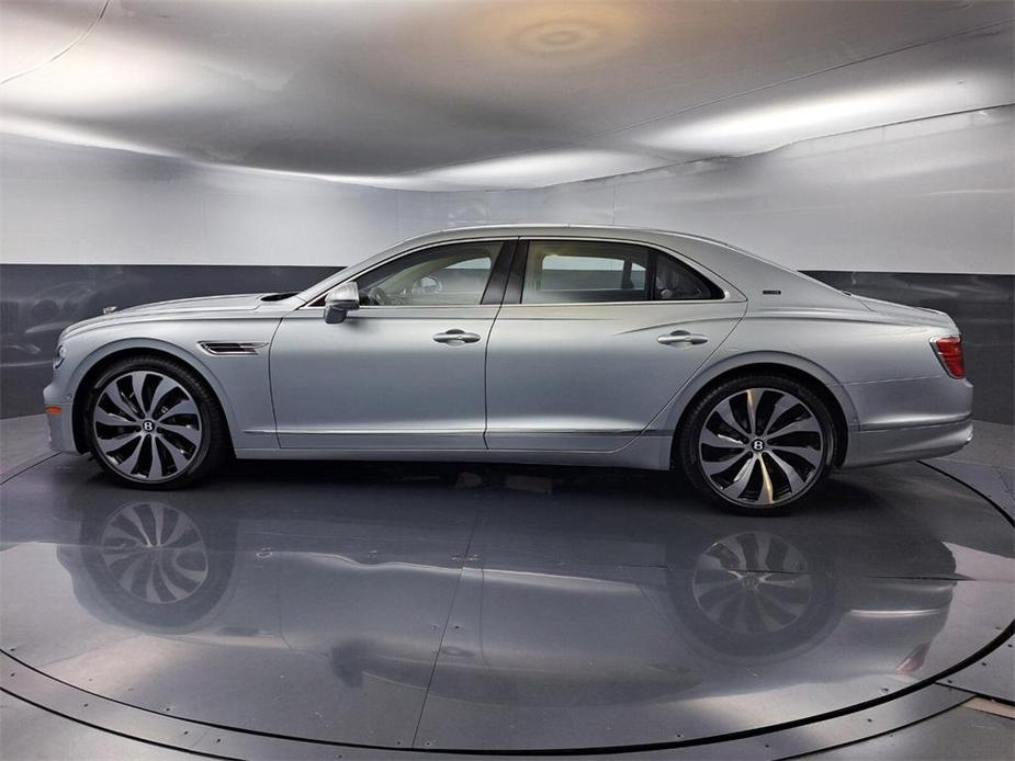 new 2024 Bentley Flying Spur car