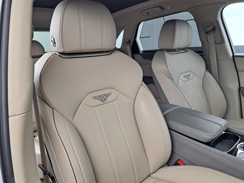 used 2022 Bentley Bentayga car, priced at $169,900