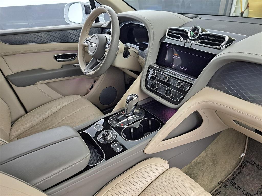 used 2022 Bentley Bentayga car, priced at $169,900