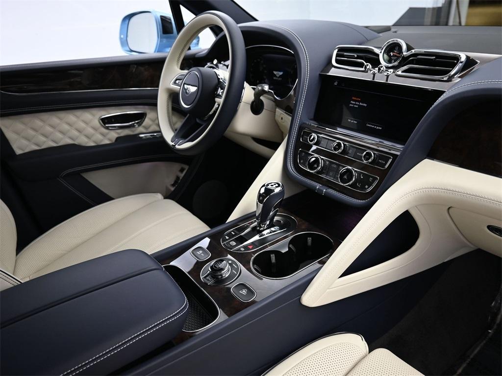used 2022 Bentley Bentayga car, priced at $169,900