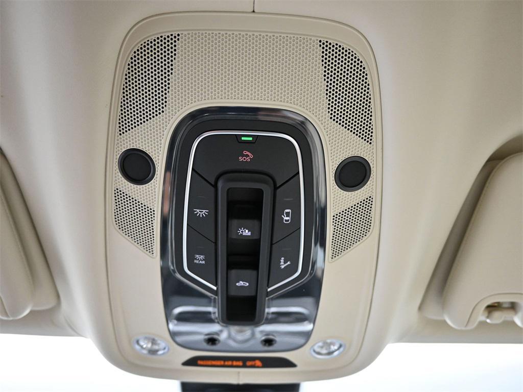 new 2025 Bentley Bentayga EWB car, priced at $350,410