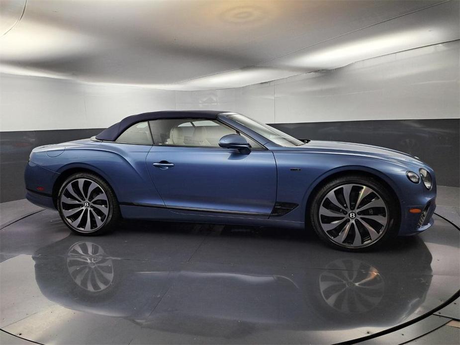 new 2024 Bentley Continental GT car