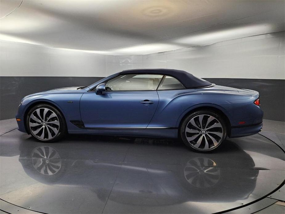 new 2024 Bentley Continental GT car