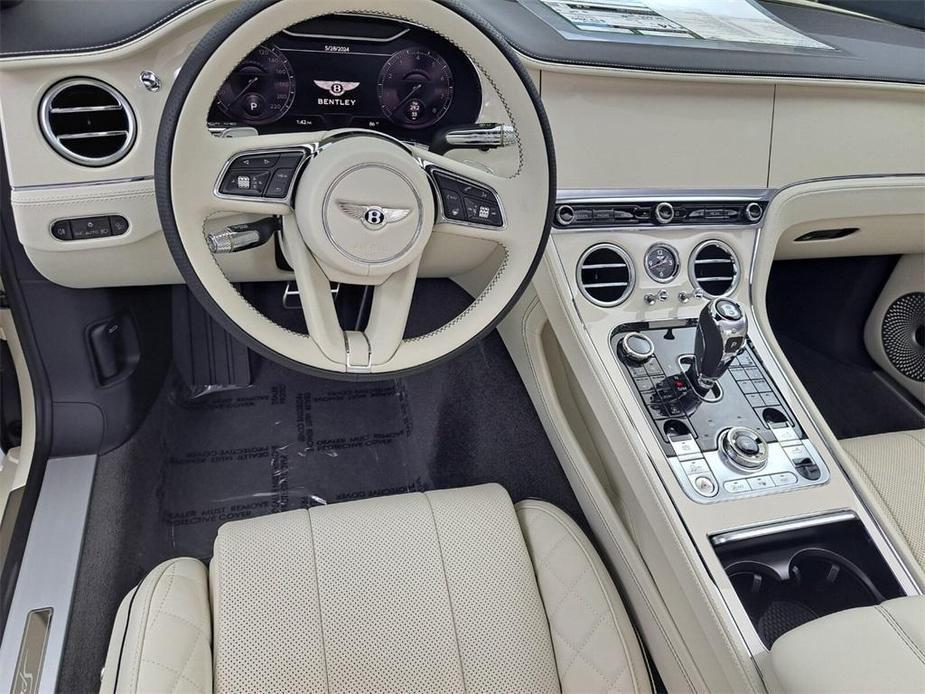 new 2024 Bentley Continental GT car