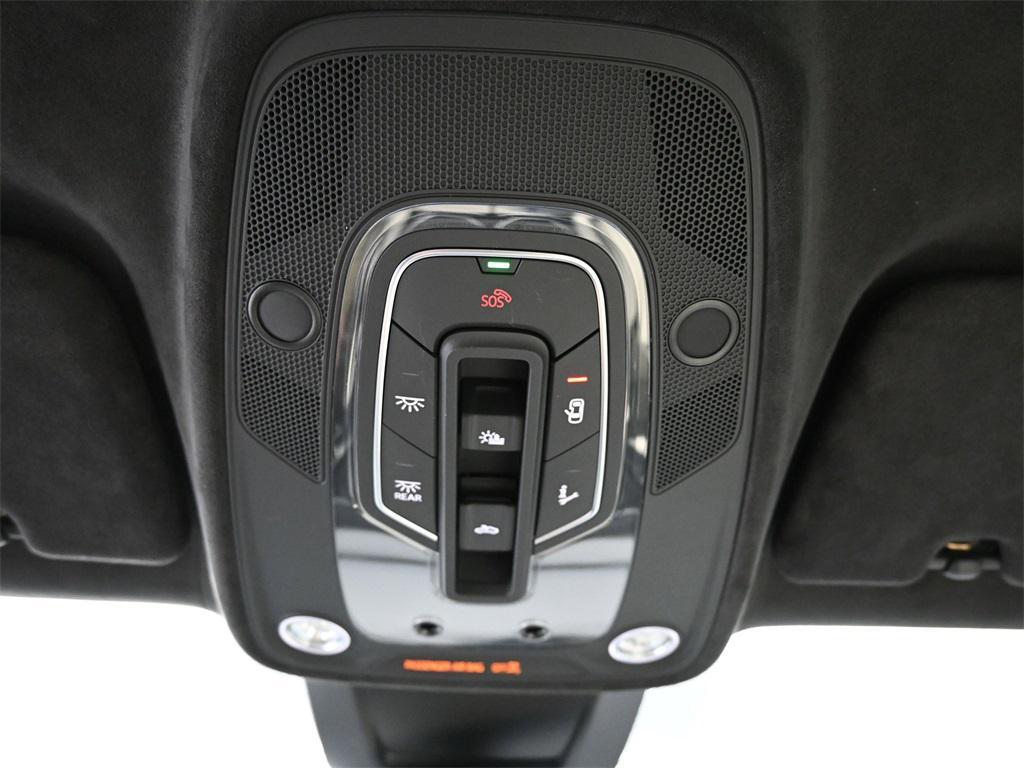 used 2024 Lamborghini Urus car, priced at $289,900