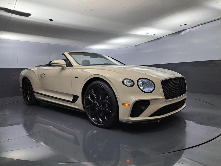 new 2024 Bentley Continental GT car