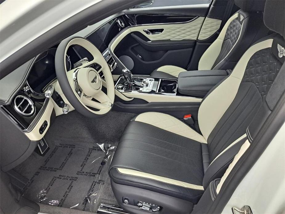 new 2024 Bentley Flying Spur Hybrid car