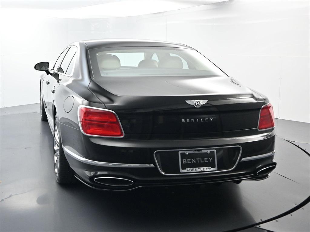 new 2025 Bentley Flying Spur car, priced at $314,400