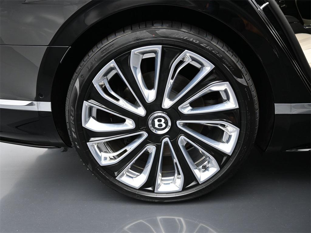 new 2025 Bentley Flying Spur car, priced at $314,400