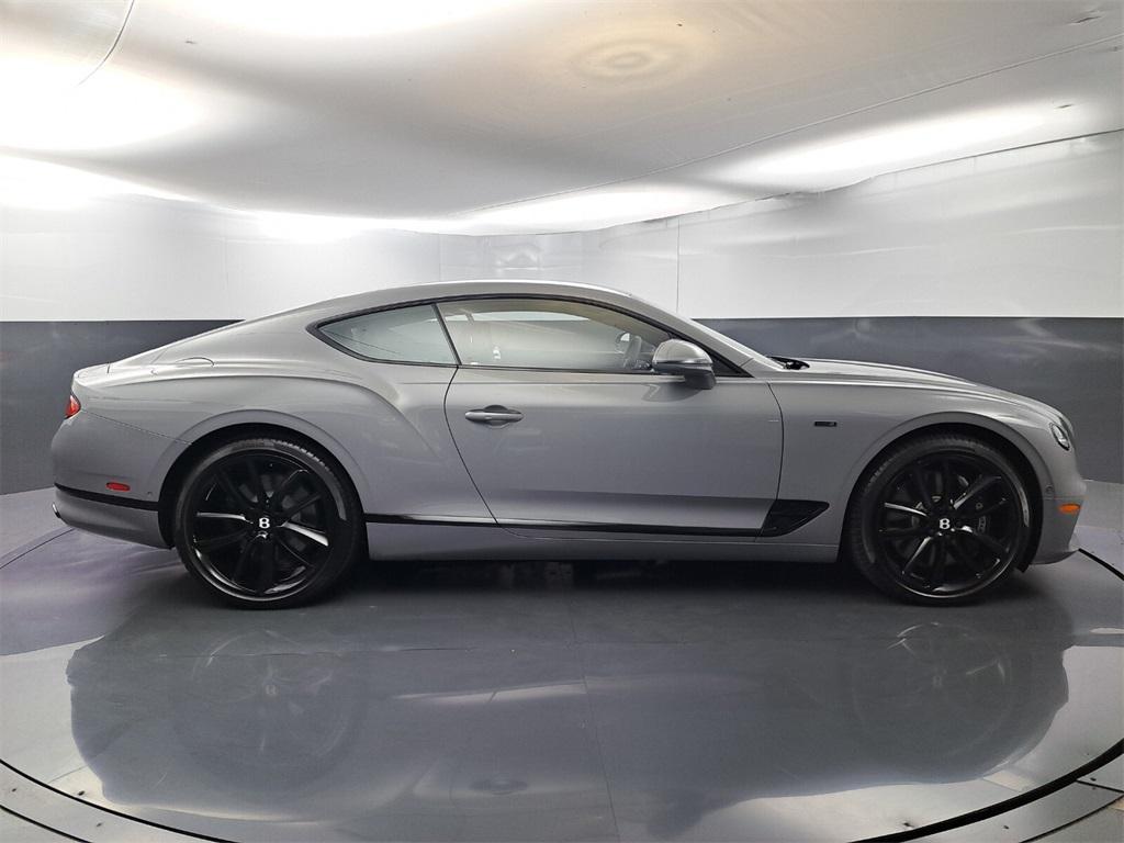 new 2024 Bentley Continental GT car